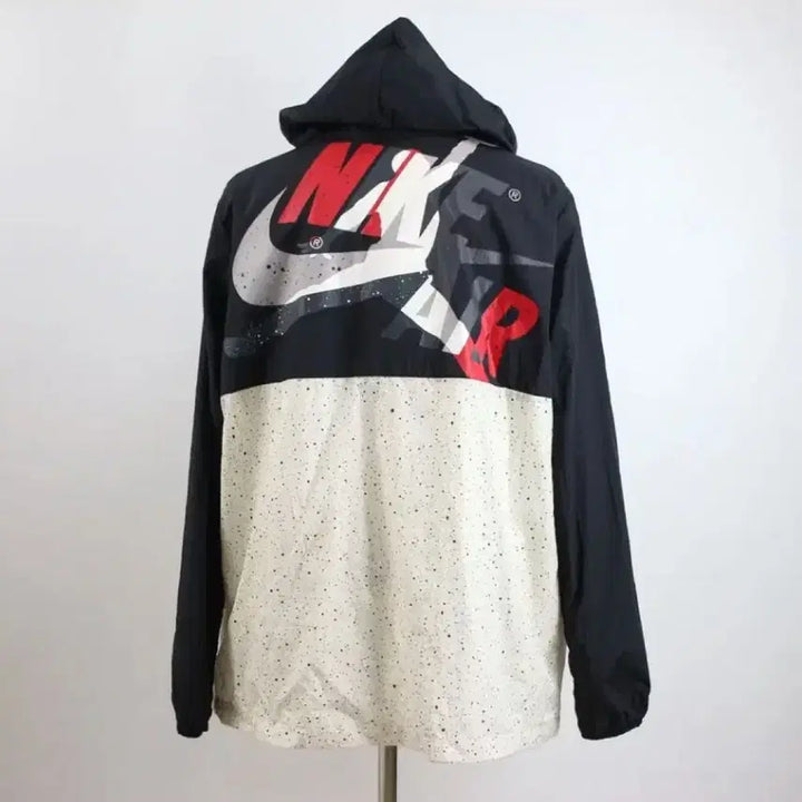 [BUNJANG] Nike Air Jordan Windbreaker XL / 나이키 에어조던 바람막이 XL
