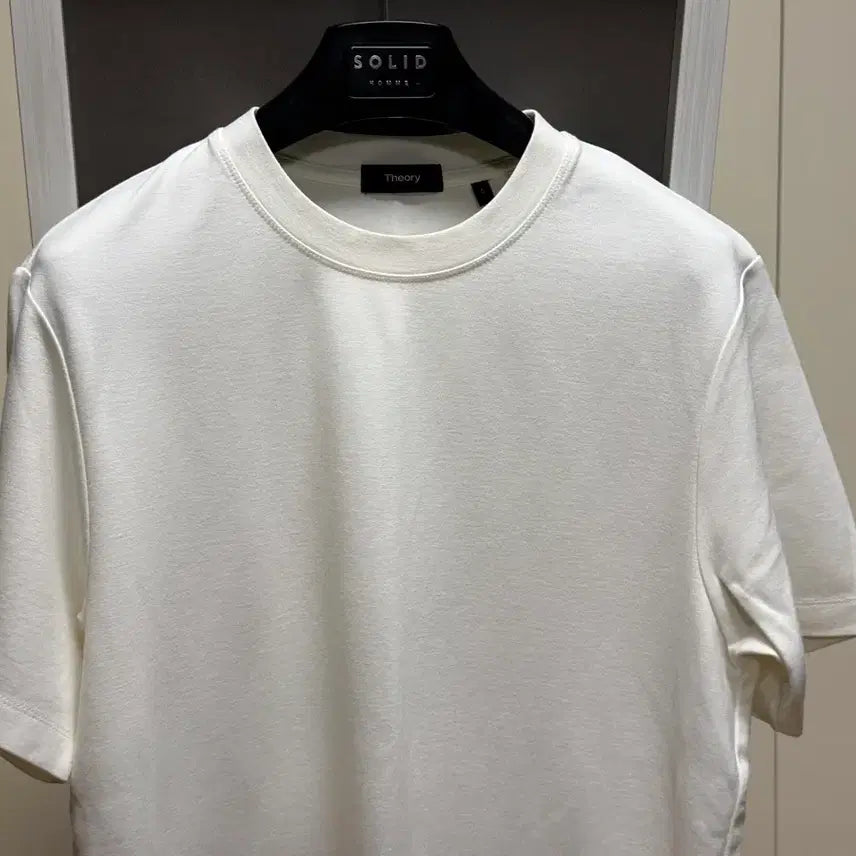 [SOLD OUT] Theory 띠어리 화이트 릴레이저지 반팔티 S