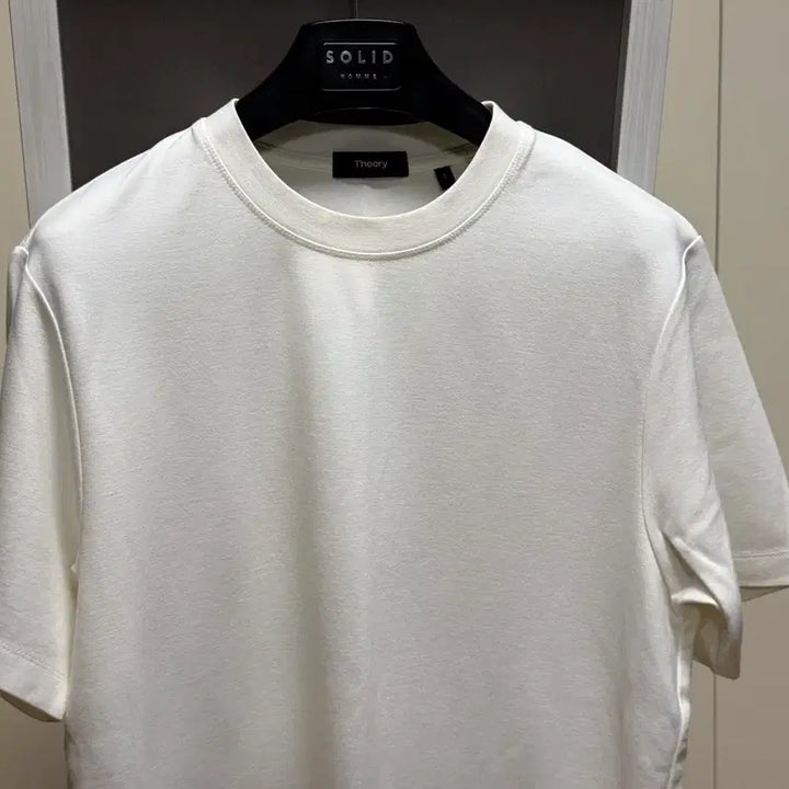 [SOLD OUT] Theory 띠어리 화이트 릴레이저지 반팔티 S