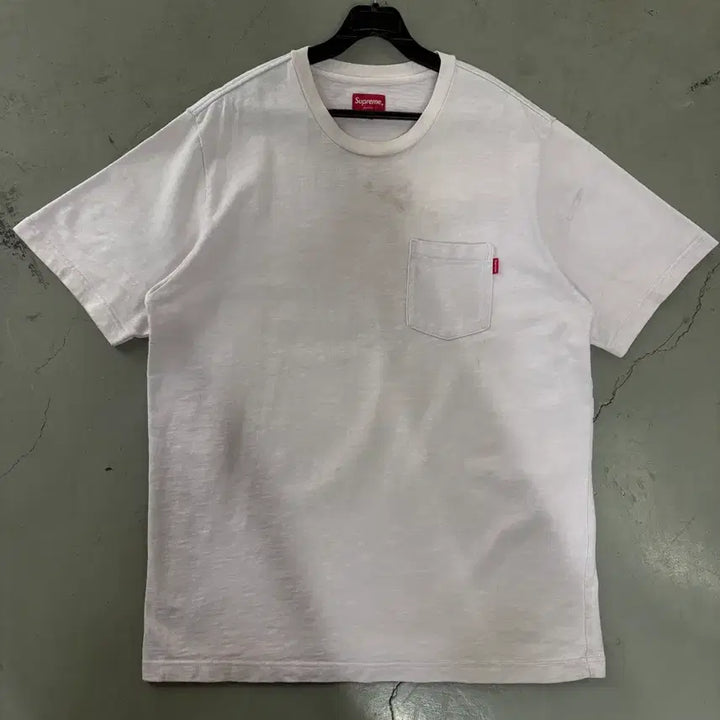 [BUNJANG] Supreme Pocket Logo Cotton T-Shirt L / 만원샵 슈프림 포켓로고 코튼 반팔티 L