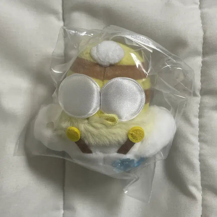 [BUNJANG] Sanrio Honeybee Series Cinnamoroll Random Mini Mascot / 산리오 꿀벌시리즈 랜덤 미니 마스코트 시나모롤 팝니다