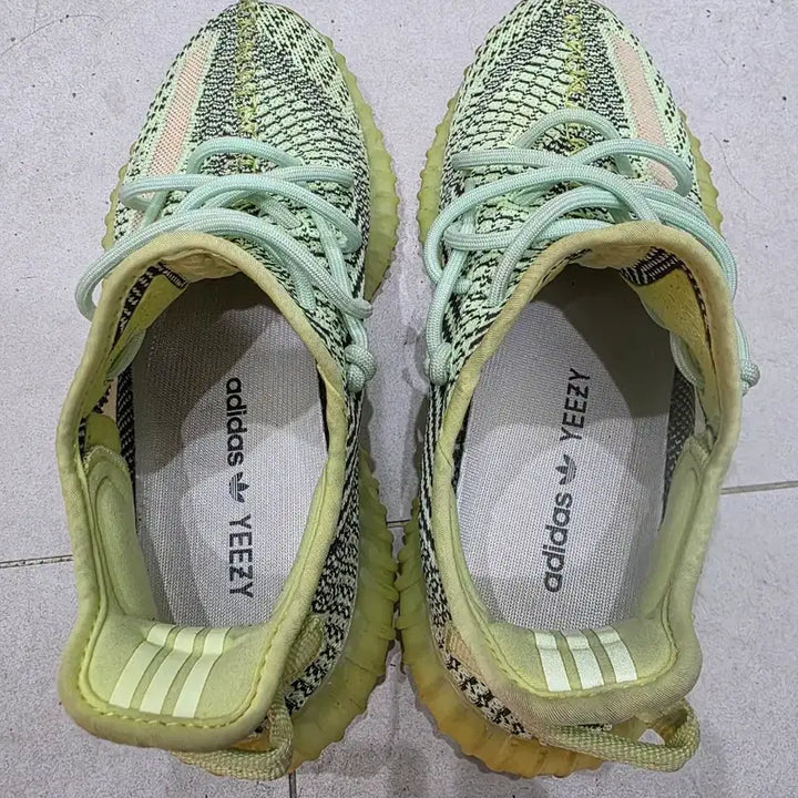 [BUNJANG] Adidas Yeezy Boost 350 Israfil Sneakers / 이지부스트 350 이즈릴 255