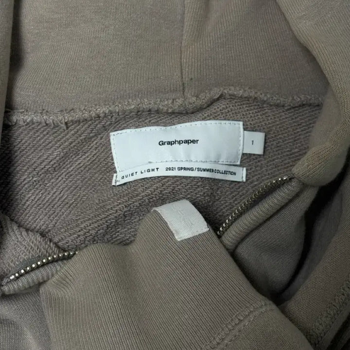[SOLD OUT] [1] 그라프페이퍼x루프휠러 하프집업 후드