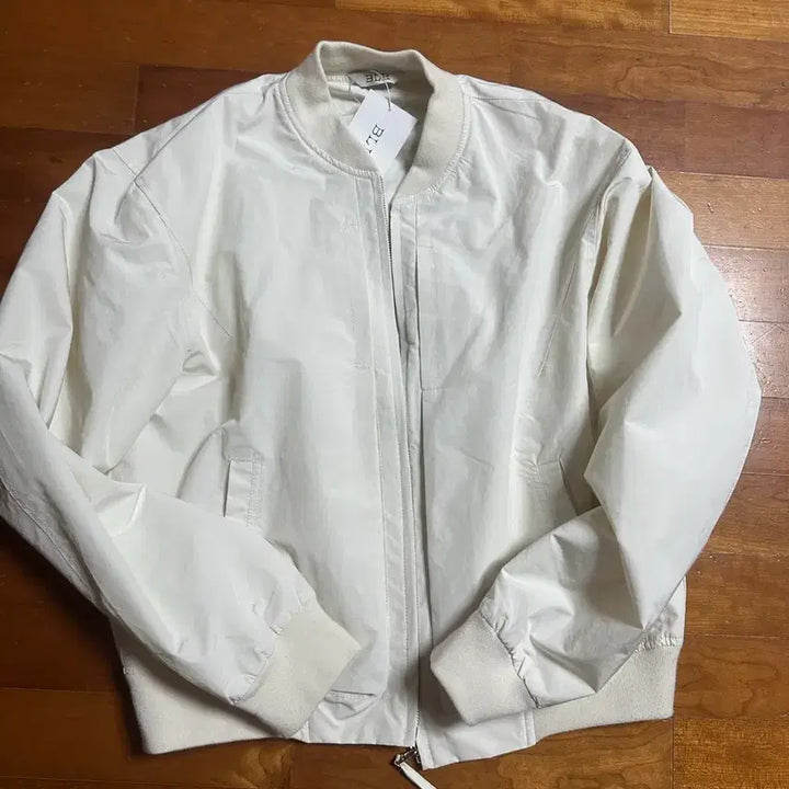 [BUNJANG] BLR Curved Line Flight Jacket Ivory / BLR Curved Line Flight Jacket Ivory