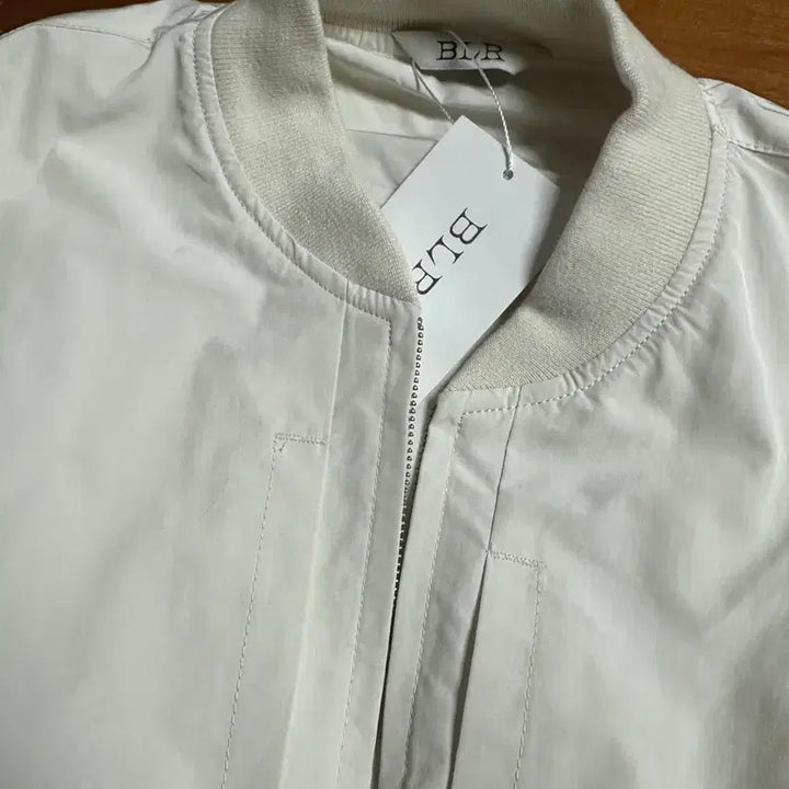 [BUNJANG] BLR Curved Line Flight Jacket Ivory / BLR Curved Line Flight Jacket Ivory