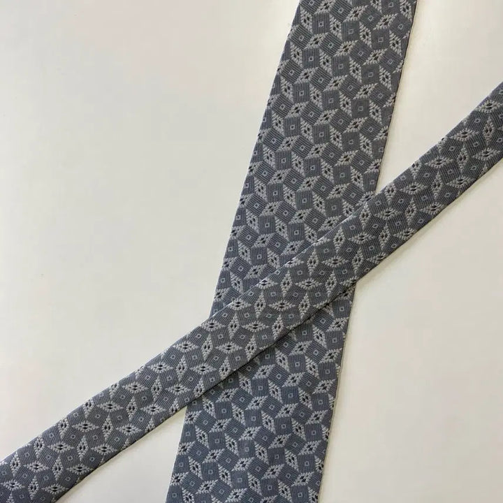 [BUNJANG] BALENCIAGA Silk Necktie / BALENCIAGA 발렌시아가 정품 명품 넥타이