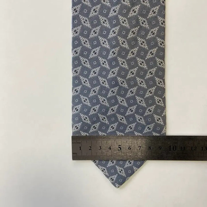 [BUNJANG] BALENCIAGA Silk Necktie / BALENCIAGA 발렌시아가 정품 명품 넥타이