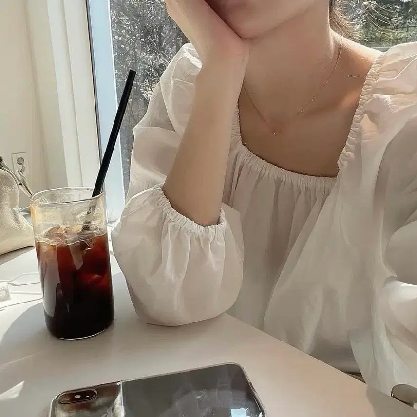 [BUNJANG] Morgent Square Neck Puff Blouse / 모겐트 스퀘어 퍼프 블라우스