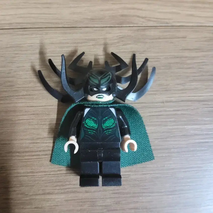 [SOLD OUT] 레고 마블 헬라 미니피규어 판매합니다