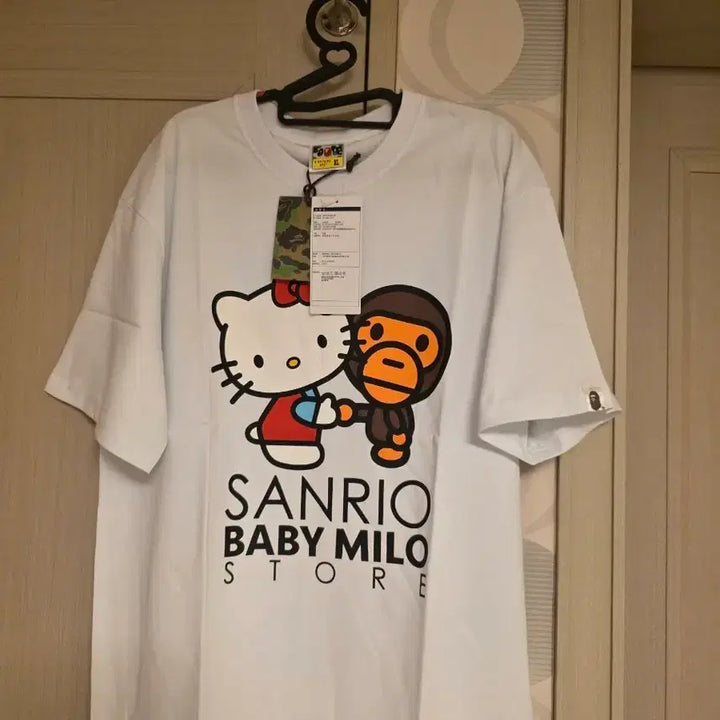 [BUNJANG] BAPE Hello Kitty Collaboration White T-shirt XL / 베이프 x 헬로키티 콜라보 티셔츠 흰색xl