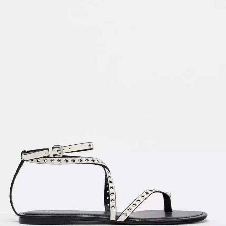 [BUNJANG] Zara Studded Flat Summer Sandals / 새상품 [235] [eu36] zara 자라 스터드 플랫 여름 샌들