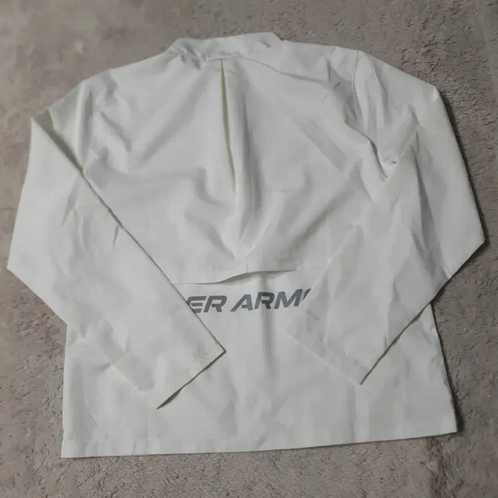 [BUNJANG] Under Armour Windbreaker Jacket / 언더아머 바람막이 L