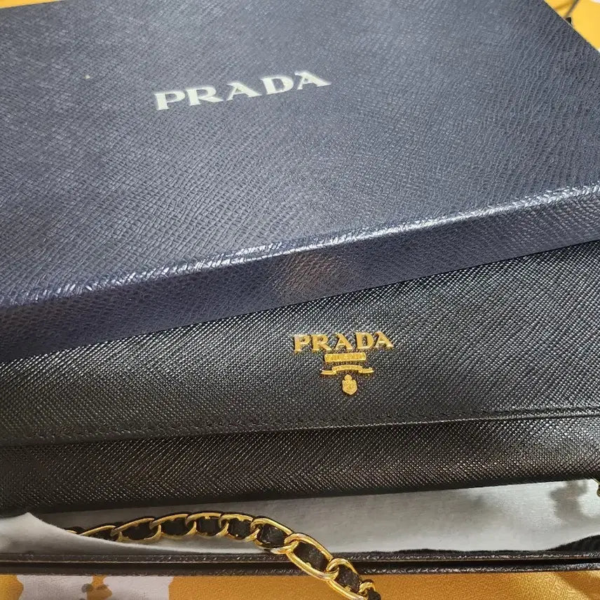 [BUNJANG] Prada Chain Clutch Bag / 정품 프라다 체인 클러치 백