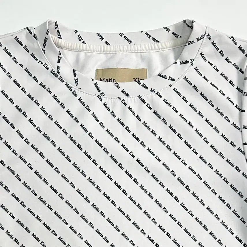 [BUNJANG] Matinkim Semi Crop Short Sleeve T-shirt / 마뗑킴 스판 세미 크롭 반팔티