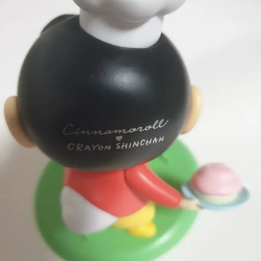 [BUNJANG] TopToy Crayon Shin-chan Cinnamoroll Chef Figure / 탑토이 짱구 시나모롤 요리사 짱구 피규어