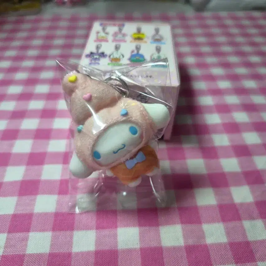 [BUNJANG] Sanrio Cinnamoroll Dessert Series Keyring / [랜덤/키링][시나모롤] 산리오 치비토모 치빗토모 2탄 디저트 키링