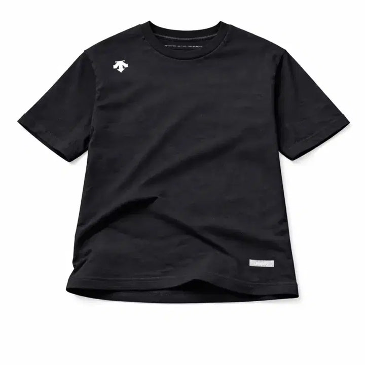 [SOLD OUT] 데상트 빅로그 반팔 티셔츠 블랙