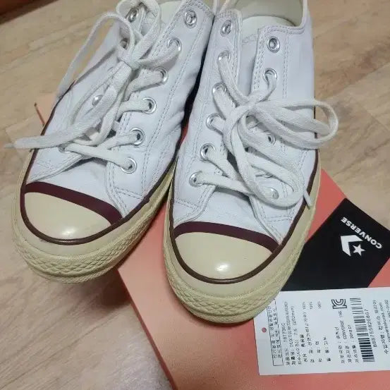 [BUNJANG] Converse Chuck Taylor Leather Mid Top Shoes (US 8-8.5) / 컨버스 척테일러 가죽 미드(260~265)