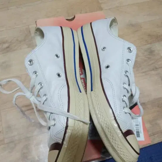 [BUNJANG] Converse Chuck Taylor Leather Mid Top Shoes (US 8-8.5) / 컨버스 척테일러 가죽 미드(260~265)