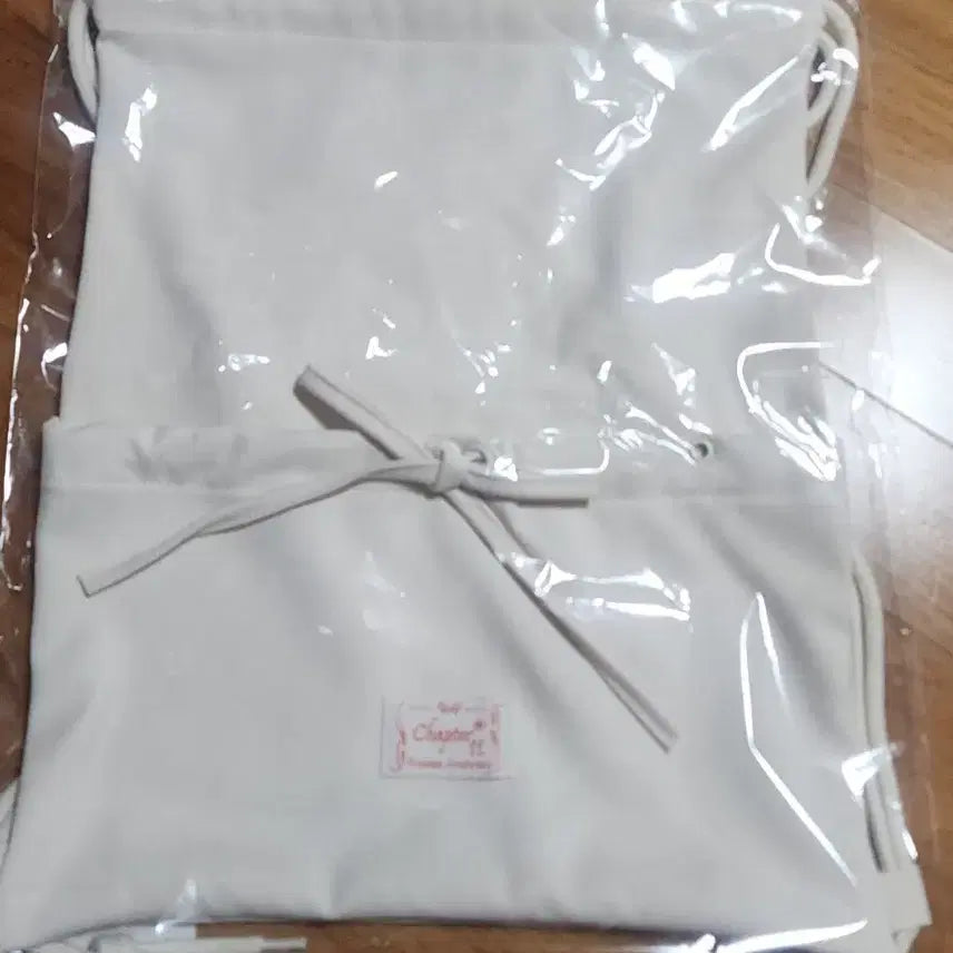 [BUNJANG] Red Velvet 11th Anniversary String Bag (Sealed) / [판매] 레드벨벳 11주년 스트링백