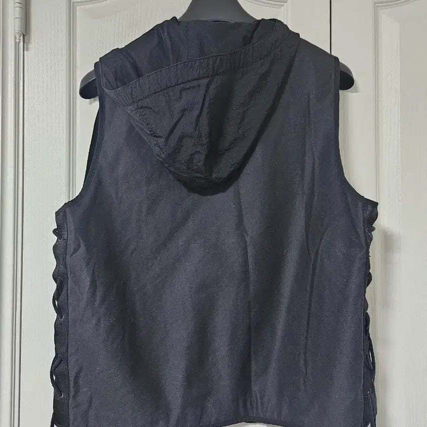 [BUNJANG] Eastlog Hooded Vest / 이스트로그 조끼 후드