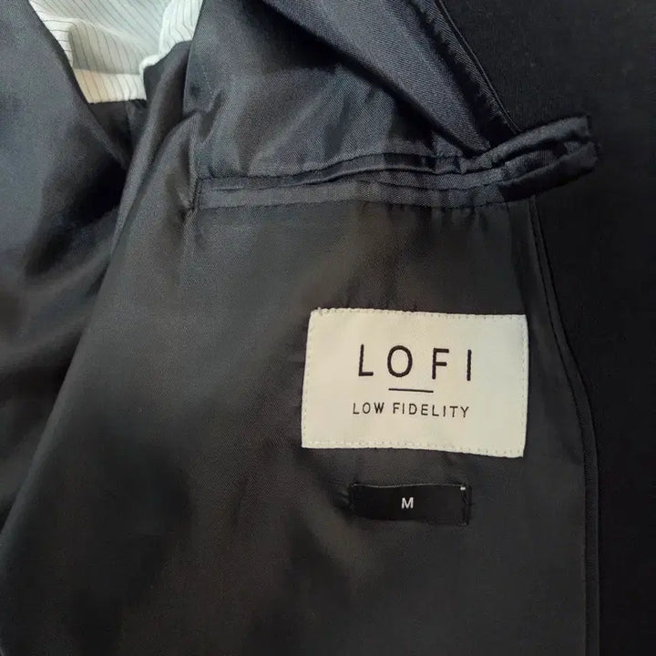 [BUNJANG] Lo-fi 2-Button Regular Fit Blazer Black M / 로파이 2버튼 레귤러핏 블레이저 블랙 M
