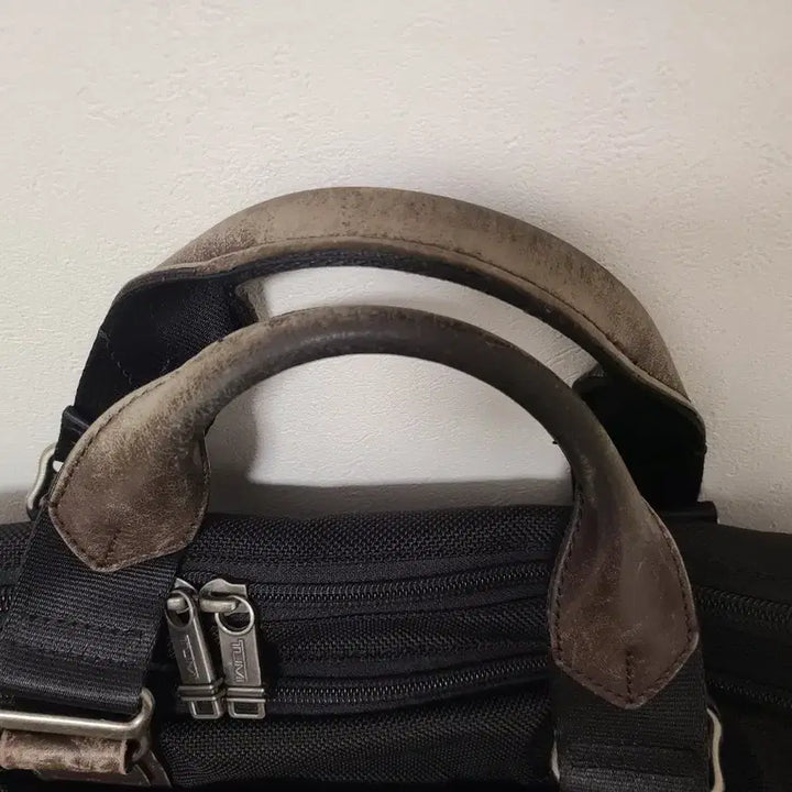 [BUNJANG] TUMI Alpha Bravo Slim Briefcase Crossbody Bag / 투미 알파브라보 슬림 브리프케이스 정품 크로스백 가방