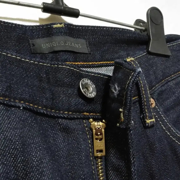 [BUNJANG] Uniqlo Regular Fit Straight Leg Jeans / [30] 유니클로 레귤러피트 스트레이트진 데님