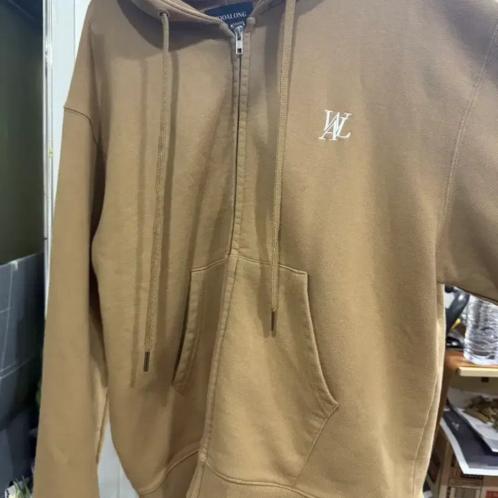 [BUNJANG] Woooalong Signature Hoodie Zip-up Brown Set / [셋업세트판매] 우알롱 시그니처 후드집업 브라운 상하의 세트 후드티