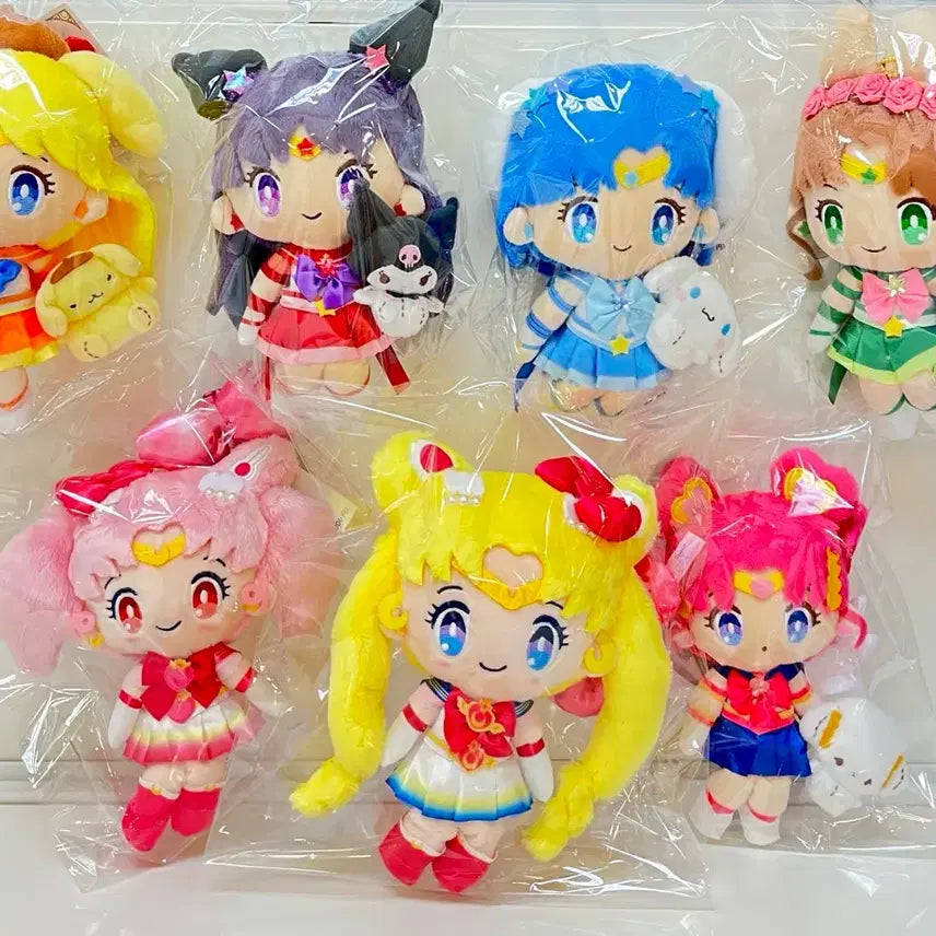 [BUNJANG] Sanrio x Sailor Moon Collaboration Limited Mascot Plush Set (7 Types) / [미사용] 산리오세일러문 콜라보한정 마스코트인형 7종세트 쿠로미폼푸코기뮹