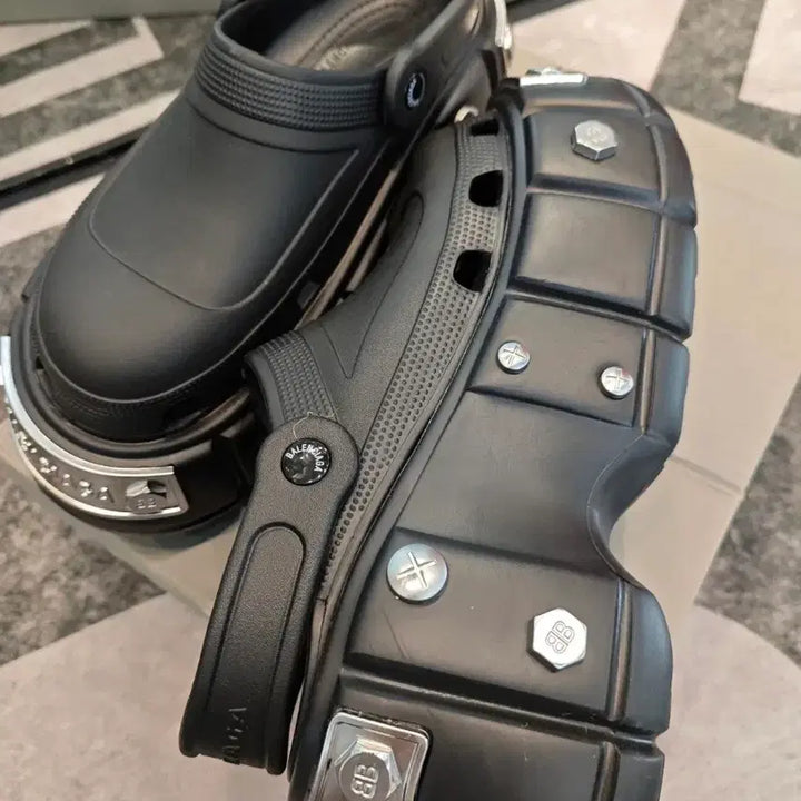 [BUNJANG] Crocs Balenciaga Hardcrocs Shoes / 크록스 발렌 하드크록스 거의 새상품입니다
