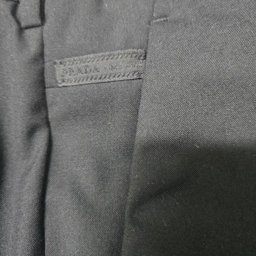 [SOLD OUT] 프라다남성울정장바지블랙