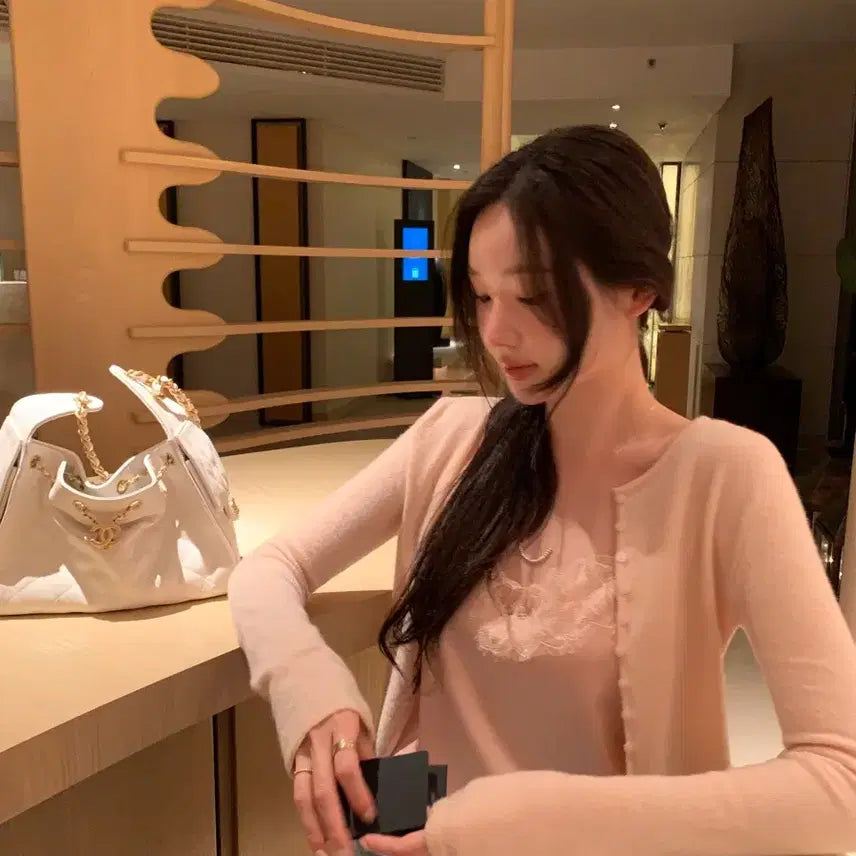 [BUNJANG] Aubezest Silk Lace Cami Top / 오브제스트 실크 레이스 끈 나시 (허리스트링 포함) 데이트룩 실크 나시
