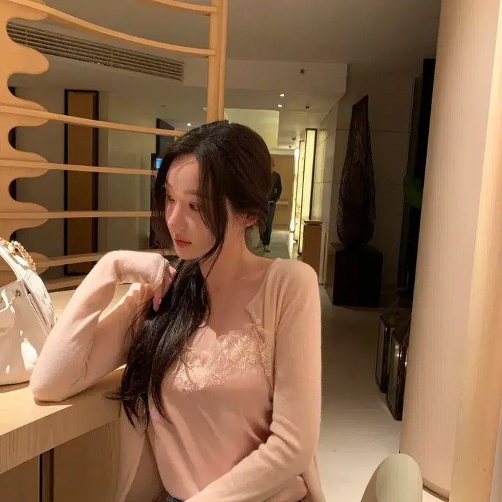 [BUNJANG] Aubezest Silk Lace Cami Top / 오브제스트 실크 레이스 끈 나시 (허리스트링 포함) 데이트룩 실크 나시