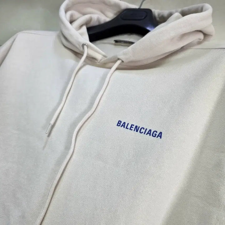 [BUNJANG] Closet Balenciaga Back Logo Hoodie (M) / {클로젯}[M/백화점판]발렌시아가 백로고 후드티