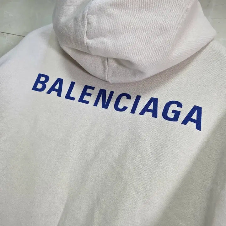[BUNJANG] Closet Balenciaga Back Logo Hoodie (M) / {클로젯}[M/백화점판]발렌시아가 백로고 후드티