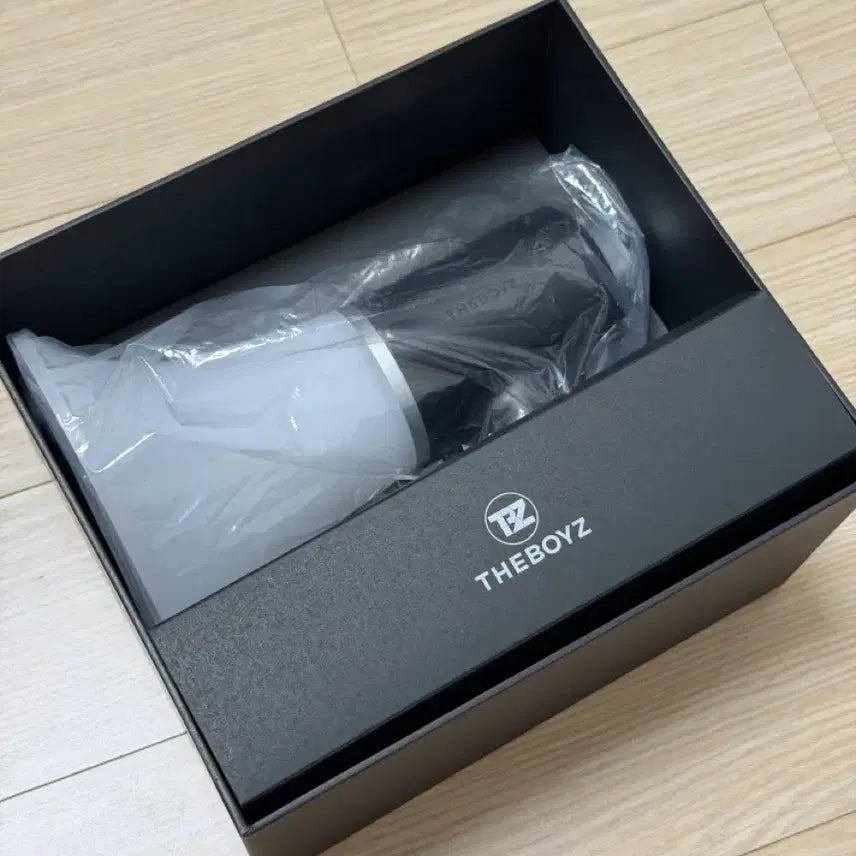 [BUNJANG] The Boyz Official Light Stick / 더보이즈 응원봉 팝니다