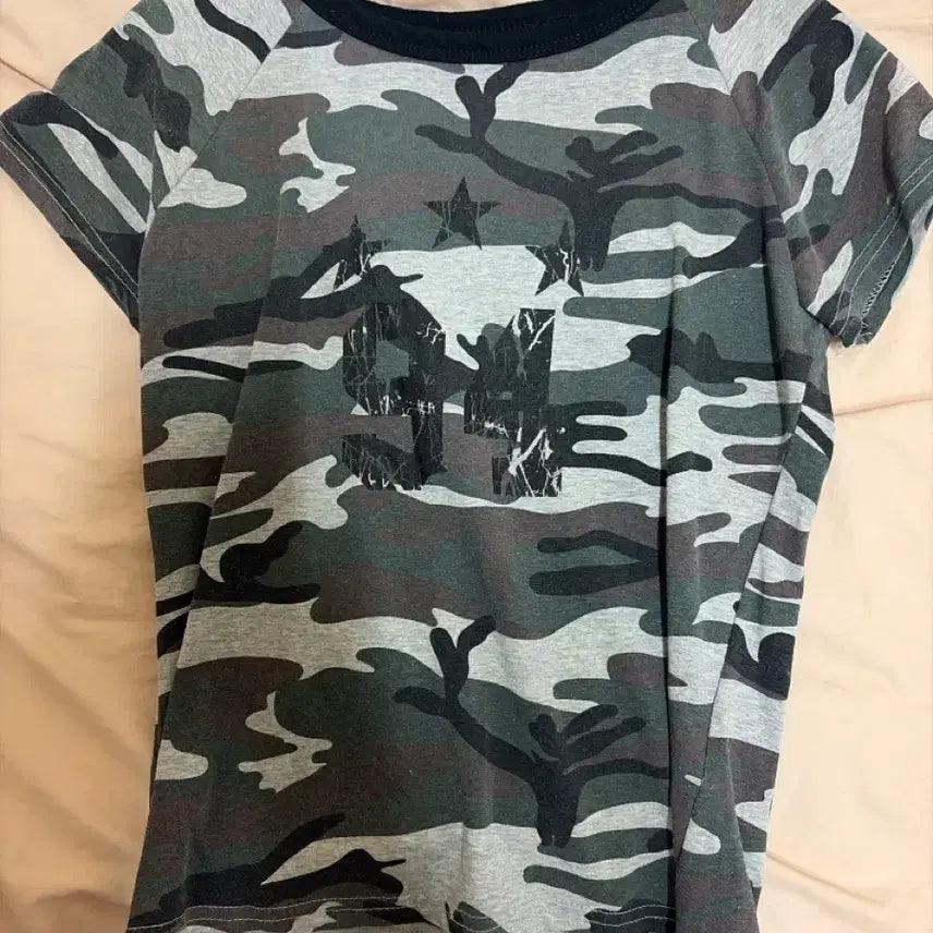 [SOLD OUT] 칙스 카모 슬림핏 반팔 티셔츠