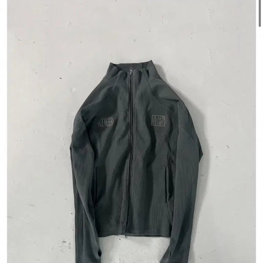 [SOLD OUT] 플라스틱 프로덕트 ribbed zip jacket charcoal