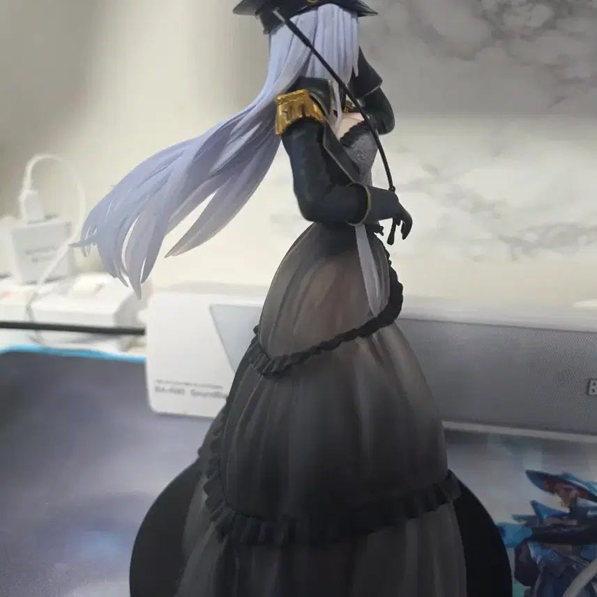 [BUNJANG] Marine Black Lobelia Figure / 마린 블랙 로벨리아