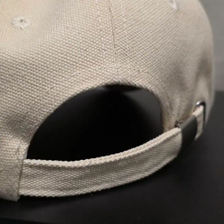 [BUNJANG] C Logo Ivory Ball Cap Hat / C 로고 아이보리 볼캡 모자
