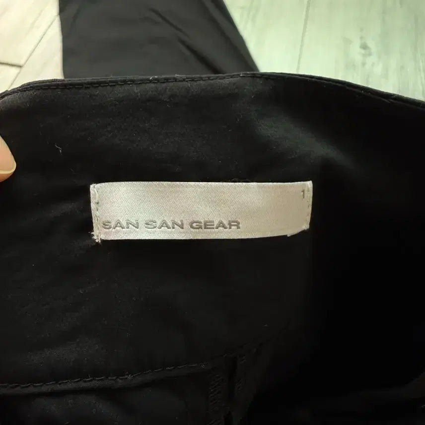 [SOLD OUT] 산산기어 Weld Patched Pants 패치드 팬츠 블랙 26ss