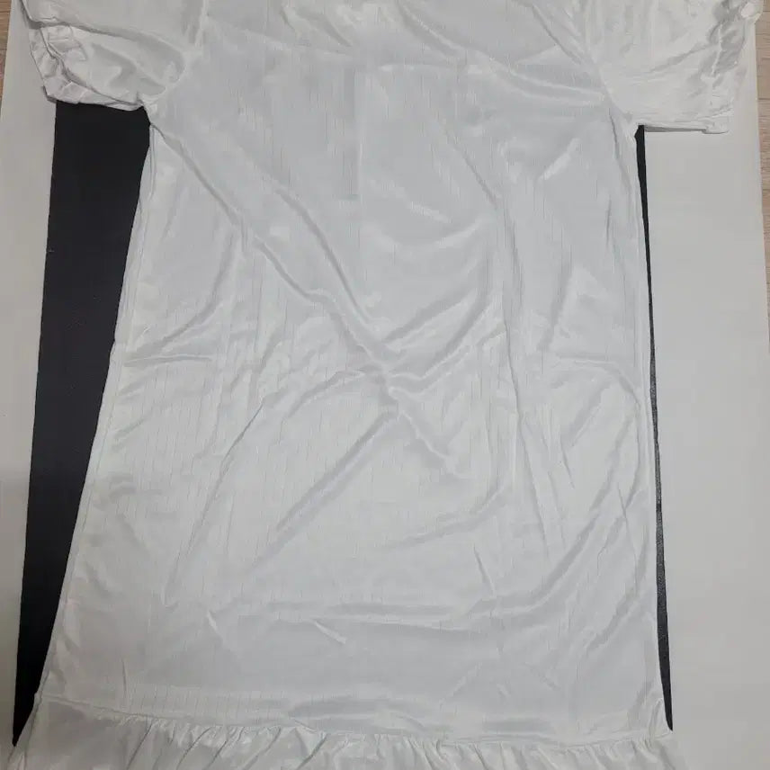 [SOLD OUT] 화이트 레이스 장식 롱 원피스 잠옷