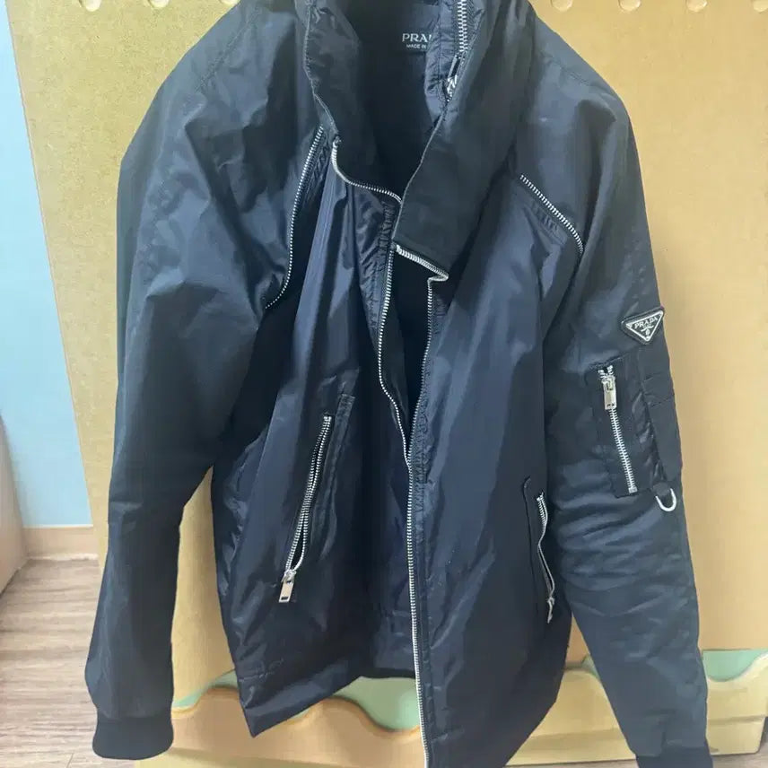 [SOLD OUT] 프라다 자켓