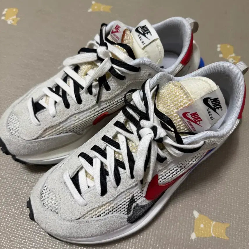 [SOLD OUT] 나이키 사카이  베이퍼와플 로얄푸시아 280