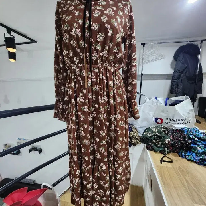 [BUNJANG] Chiffon Floral Long Dress Brown / 시폰 끈 브라운 플라워 롱 원피스 쉬폰