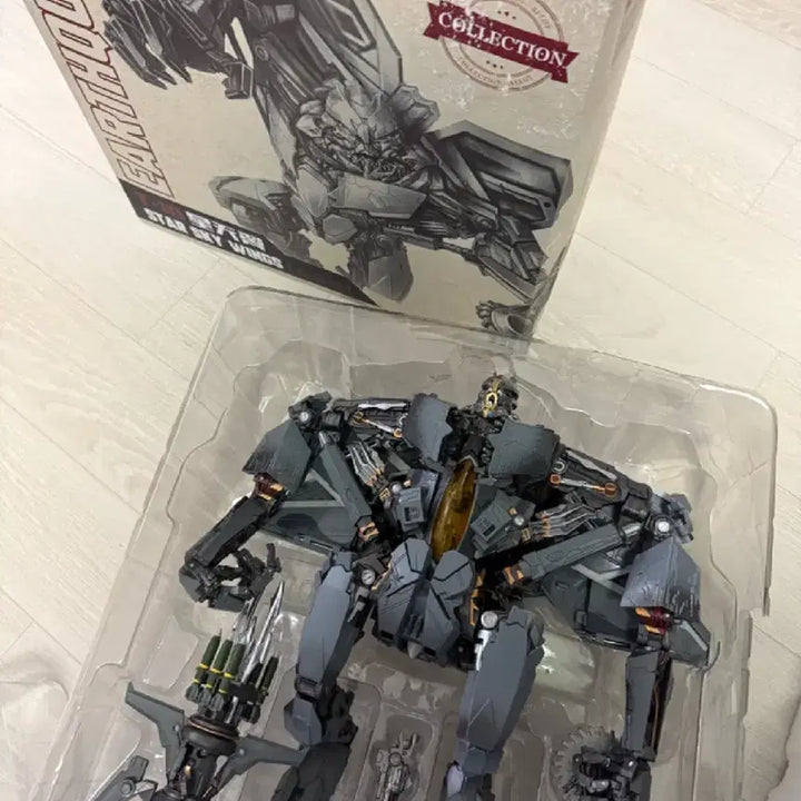 [SOLD OUT] 트랜스포머 블랙맘바 스타스크림