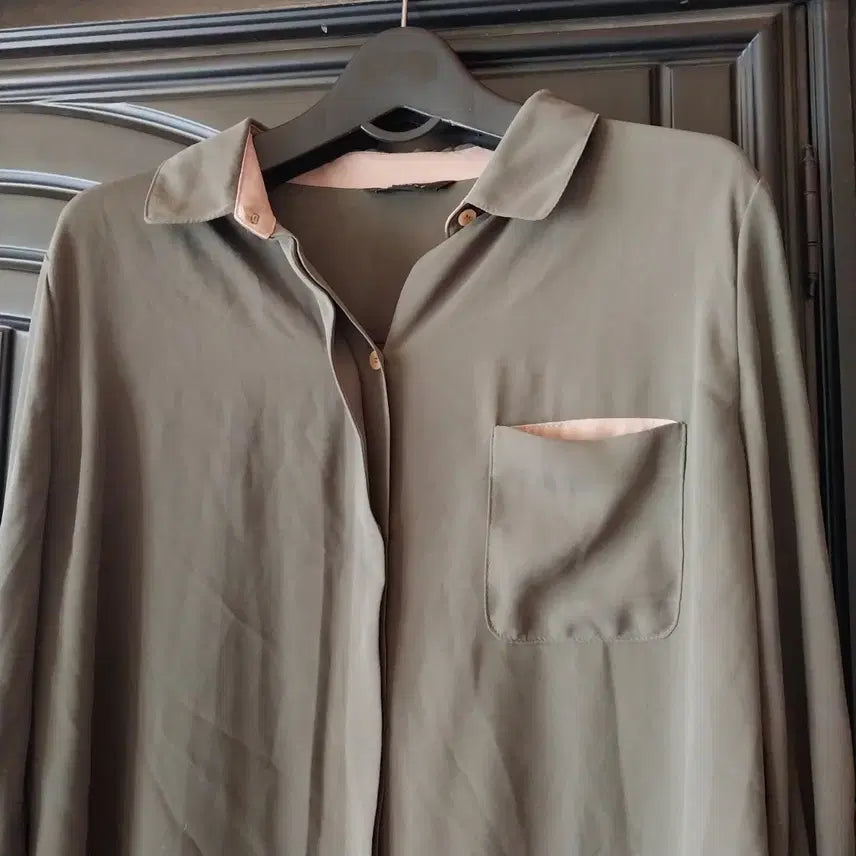 [BUNJANG] Long Khaki Shirt Blouse / 진카키색 롱DEESSE 셔츠 블라우스