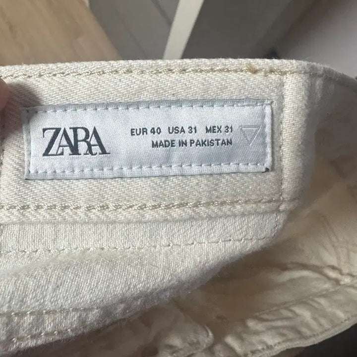 [BUNJANG] Zara Straight Fit Cream Jeans / zara 자라 스트레이트핏 크림진 31사이즈 판매