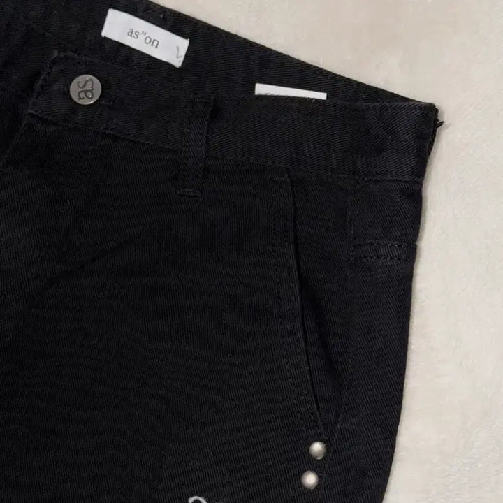 [SOLD OUT] (판매 완료) 애즈온 스모그 와이드 팬츠 블랙 M